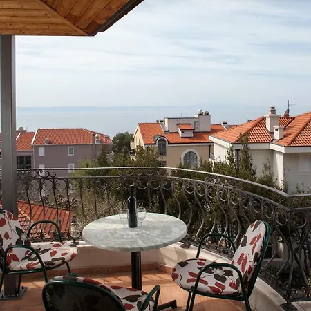 Daire Cvjetni Dvori *