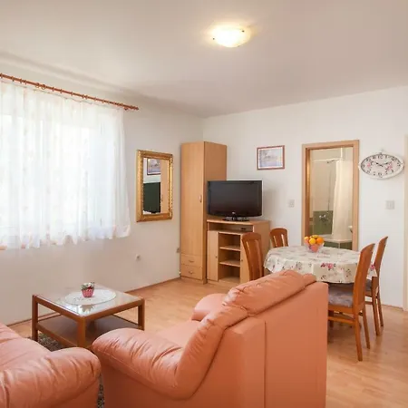 Cvjetni Dvori Apartman