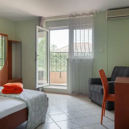 Cvjetni Dvori Lägenhet Makarska