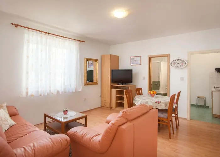 Cvjetni Dvori Apartment