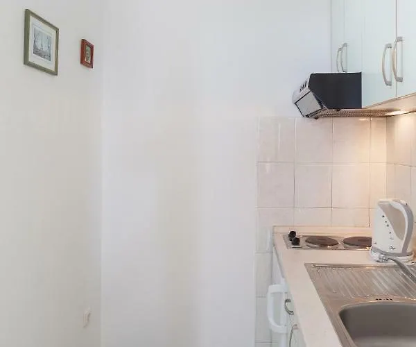 Cvjetni Dvori Apartment Makarska